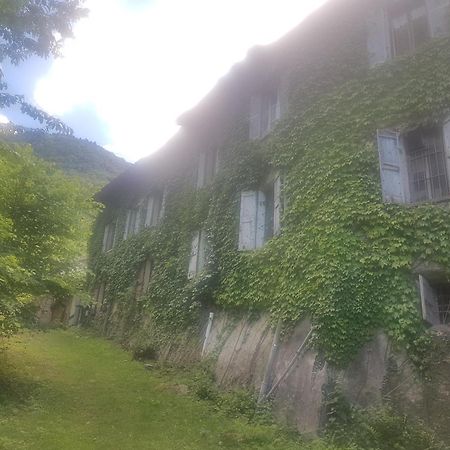 Апартаменты La Stanza Del Bosco Arcumeggia Экстерьер фото